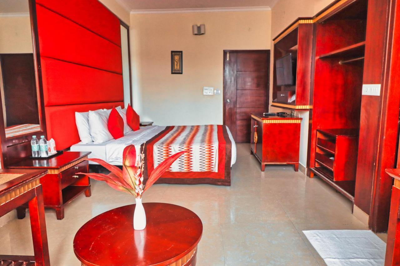Hotel Crestmont Ashapurna Jaipur, Banipark Esterno foto