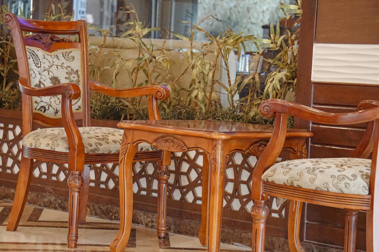 Hotel Crestmont Ashapurna Jaipur, Banipark Esterno foto