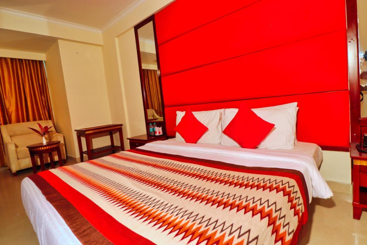 Hotel Crestmont Ashapurna Jaipur, Banipark Esterno foto