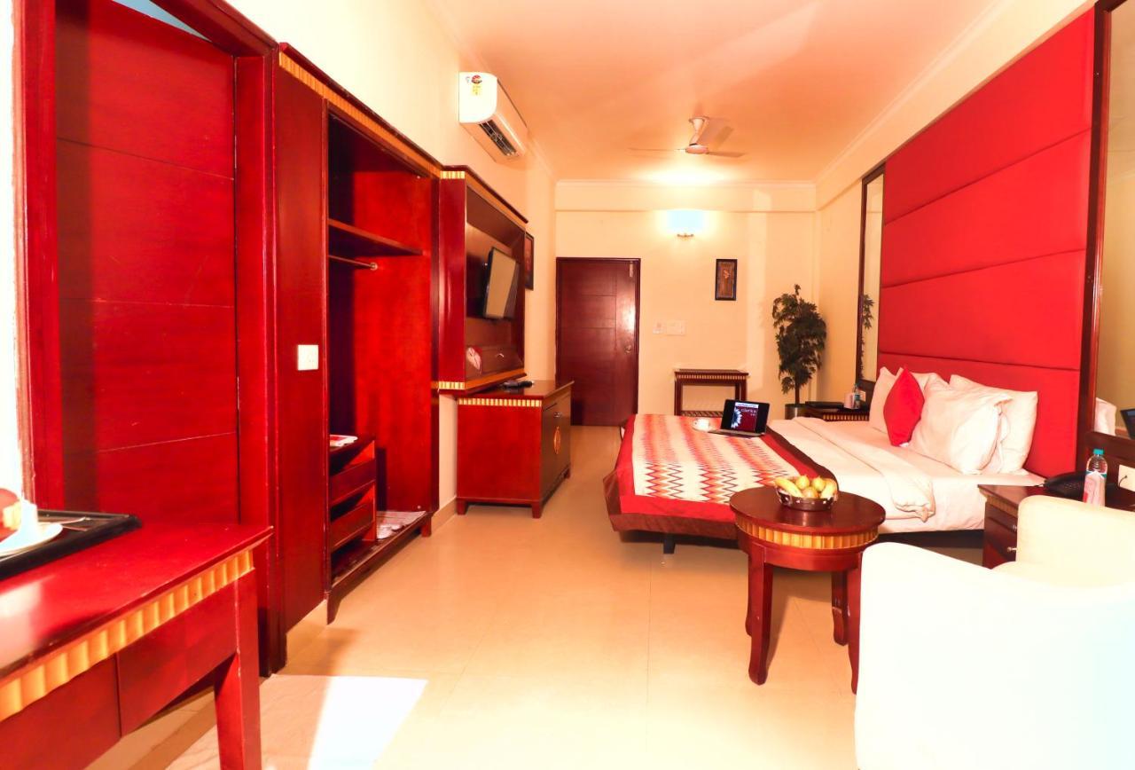 Hotel Crestmont Ashapurna Jaipur, Banipark Esterno foto