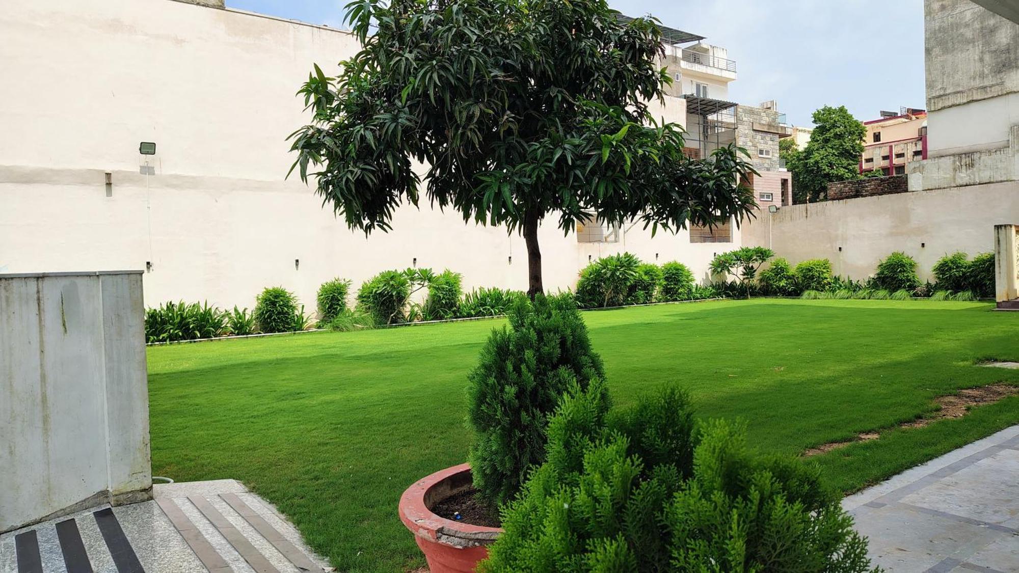 Hotel Crestmont Ashapurna Jaipur, Banipark Esterno foto